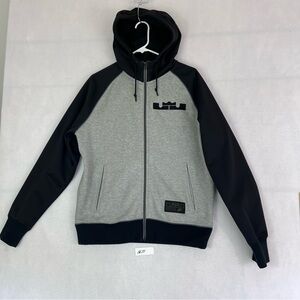 Nike LeBron “Crown” Hoodie Size:M